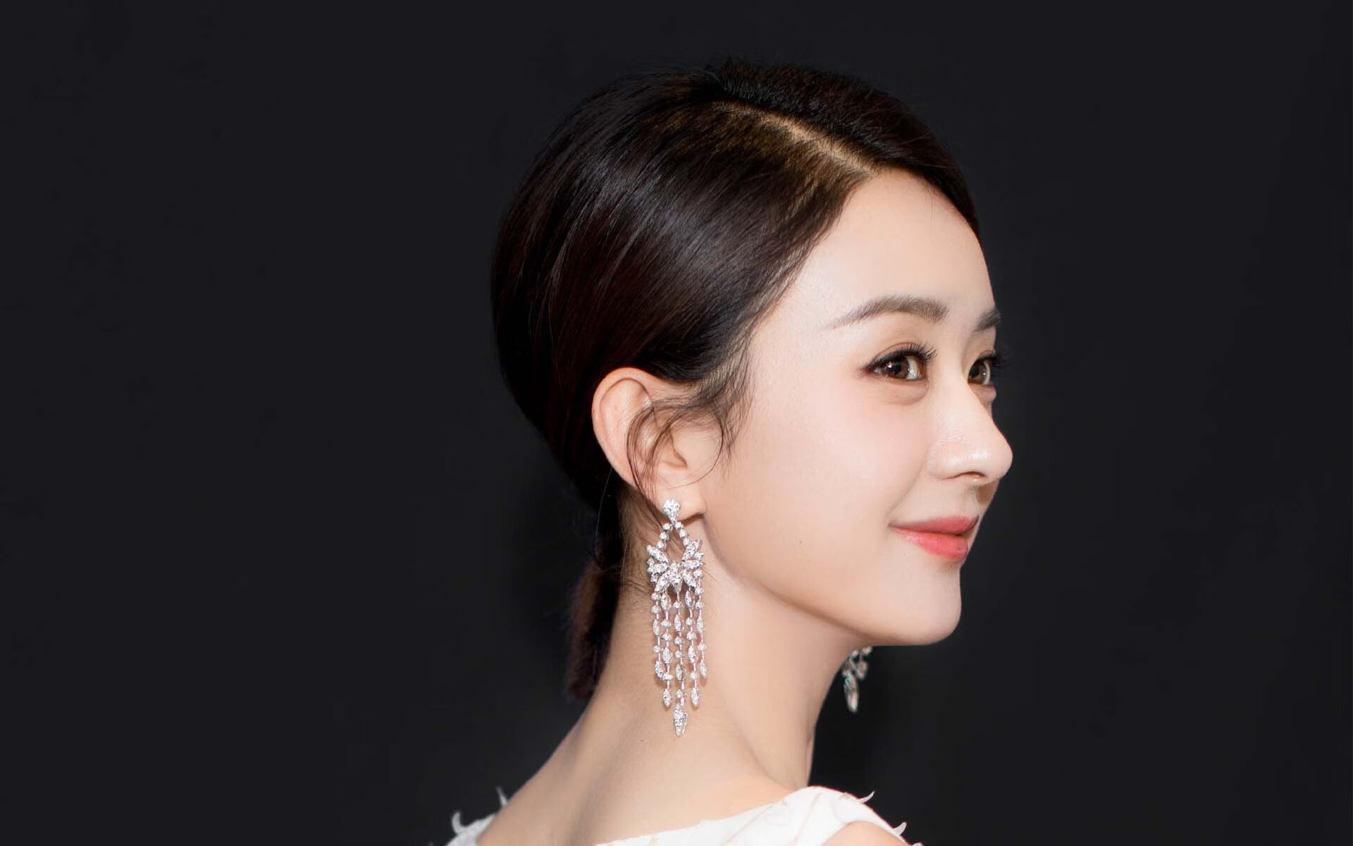 开云体育APP下载-欧洲之巅与东方骄阳，欧冠半决赛焦点战与太阳队火力压制广厦的竞技交响