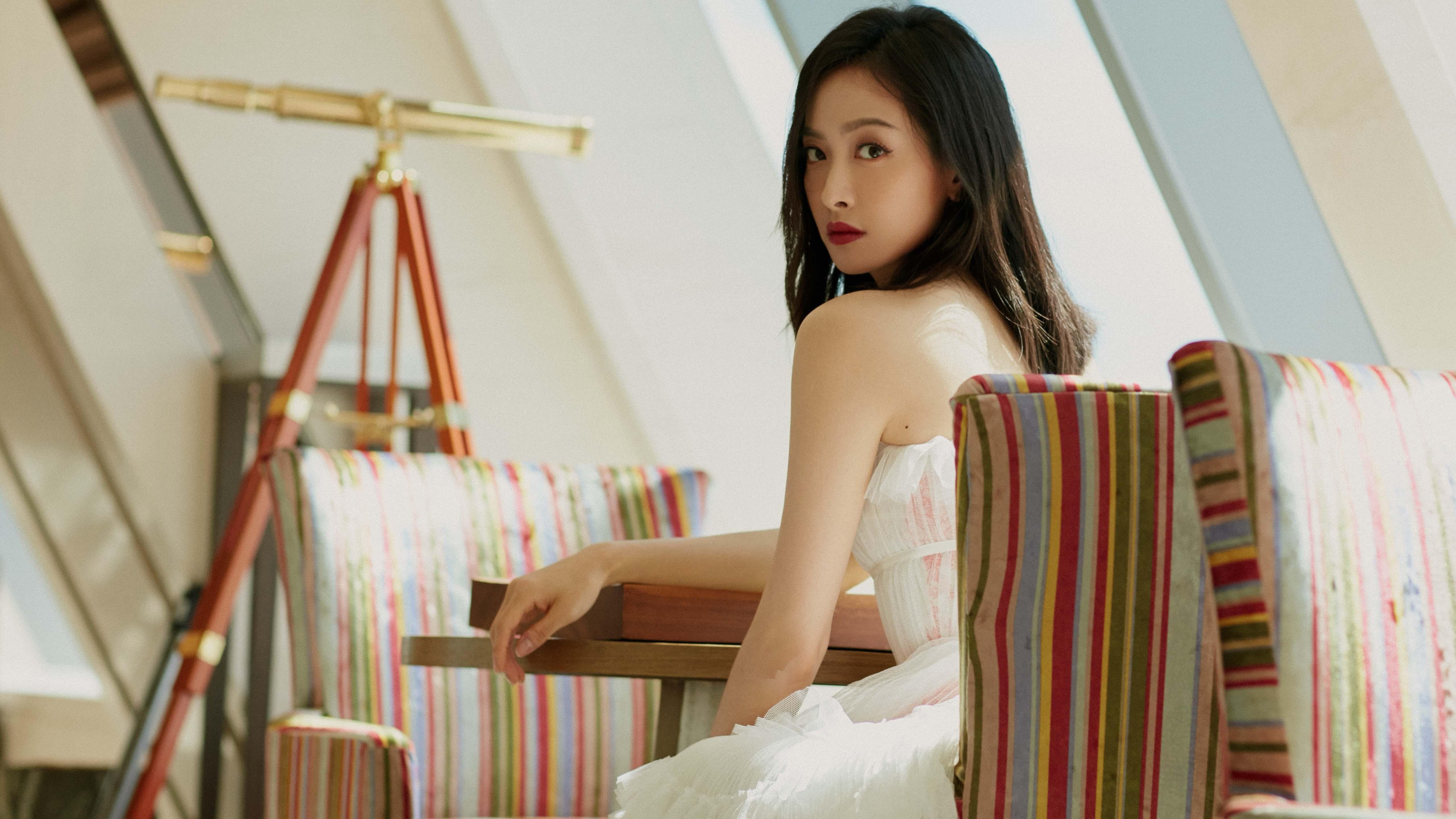 绝境双雄，足球与篮球的关键时刻传奇